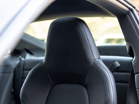 Certified 2022 Porsche 911 Carrera RWD image 28