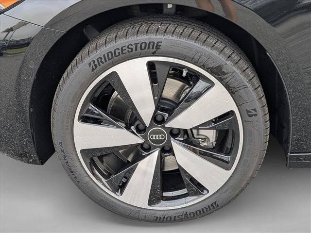 Used 2025 Audi A5 2.0T Premium Plus w/ Premium Plus AWD/4WD image 9