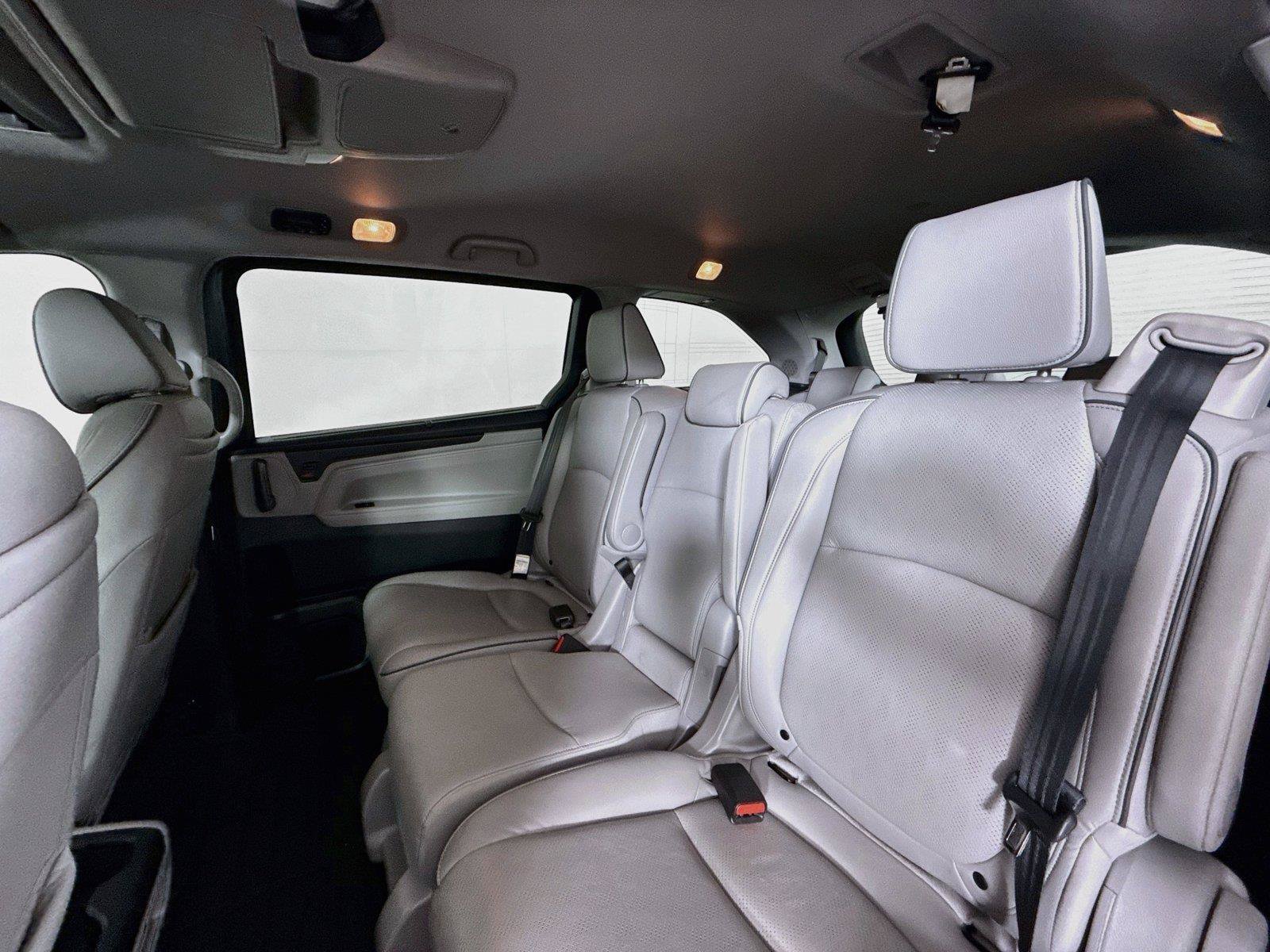 Used 2024 Honda Odyssey Elite image 30