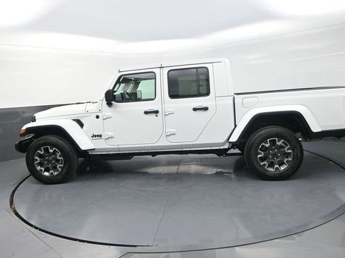 New 2026 Jeep Gladiator Sport AWD/4WD image 7