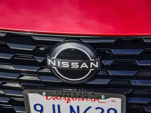 Used 2023 Nissan Altima 2.5 SR w/ SR Premium Package image 13