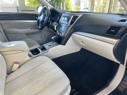 Used 2013 Subaru Outback 2.5i Premium image 24