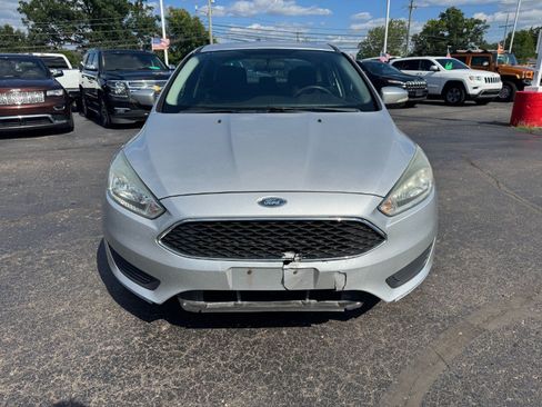 Used 2015 Ford Focus SE FWD image 8