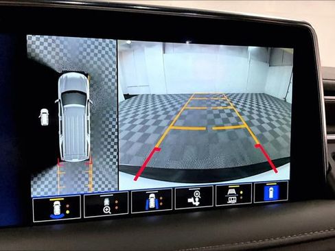 Used 2022 Chevrolet Suburban High Country w/ LPO, Illumination Package image 29