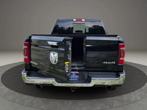 Used 2019 RAM 1500 Laramie AWD/4WD image 9