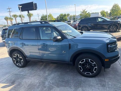 Used 2023 Ford Bronco Sport Outer Banks w/ Tech Package AWD/4WD image 4