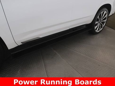 Used 2025 Cadillac Escalade Premium Luxury w/ Touring Package image 16