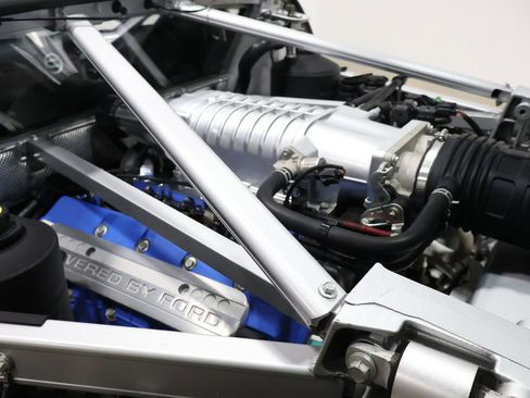 Used 2006 Ford GT image 40