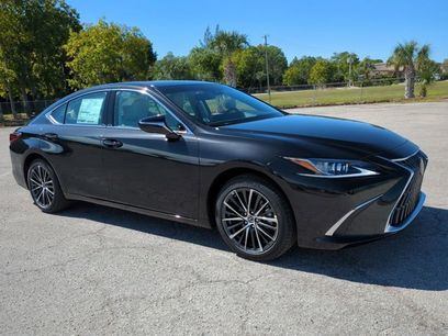 New 2025 Lexus ES 350 w/ Premium Package