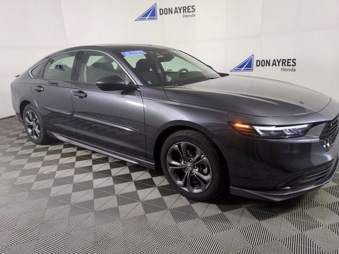 Certified 2023 Honda Accord EX image 11