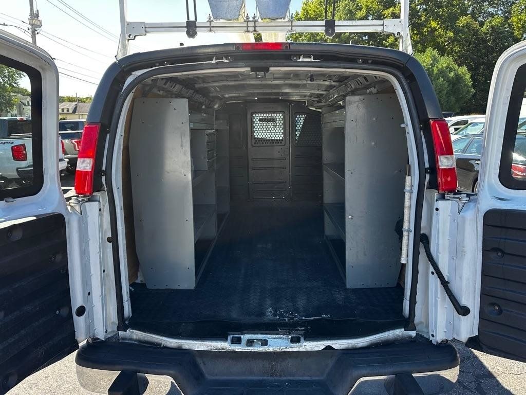 Used 2019 Chevrolet Express 2500 w/ Driver Convenience Package RWD image 8