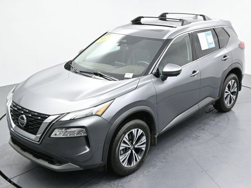 Used 2021 Nissan Rogue SV w/ Premium Package FWD image 39