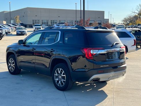 Used 2023 GMC Acadia SLT image 10