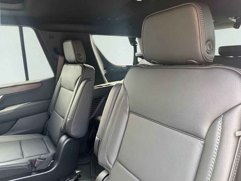 New 2026 GMC Yukon Denali w/ Sun & Power Step Package AWD/4WD image 23