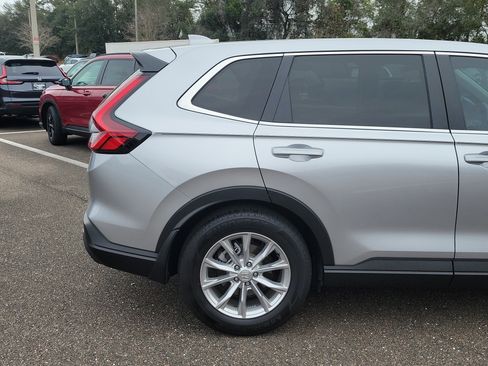 Used 2023 Honda CR-V EX-L image 6