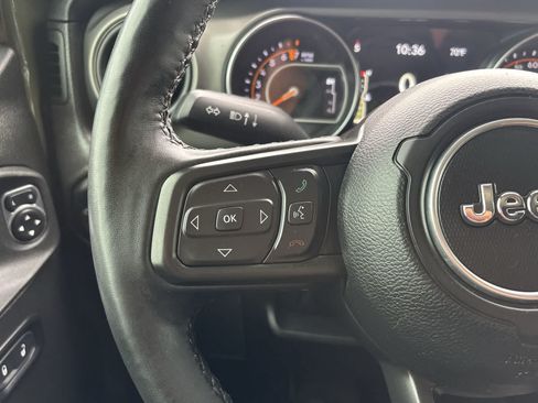 Used 2022 Jeep Gladiator Sport AWD/4WD image 14