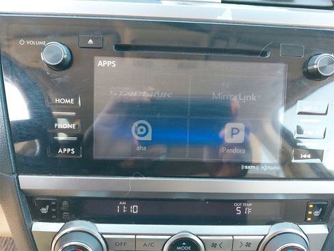 Used 2017 Subaru Outback 2.5i Premium image 19