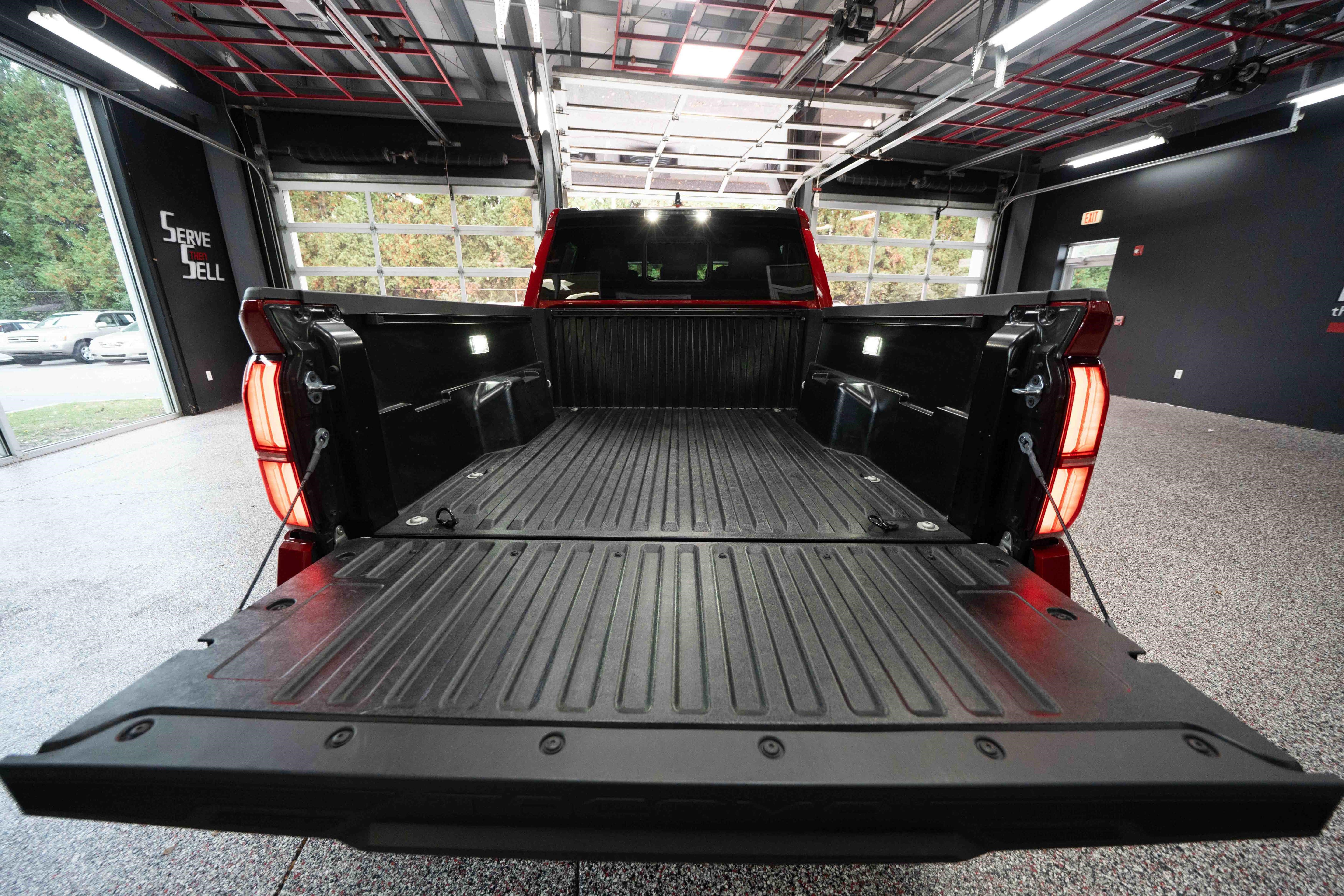 Certified 2026 Toyota Tacoma SR5 AWD/4WD image 28