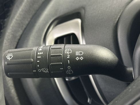 New 2025 Ford Expedition Active image 30