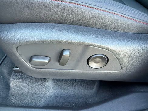 New 2026 Chevrolet Traverse Z71 w/ Enhanced Driving Package image 11