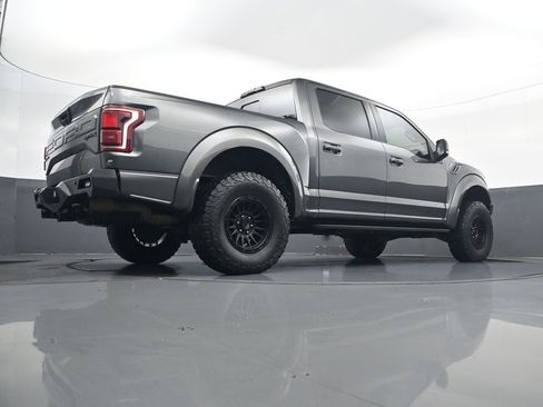 Used 2018 Ford F150 Raptor w/ Equipment Group 802A Luxury AWD/4WD image 25