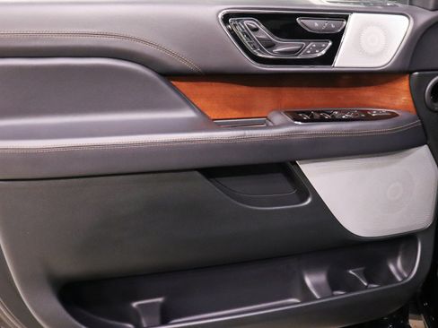 Used 2024 Lincoln Navigator L Black Label image 11