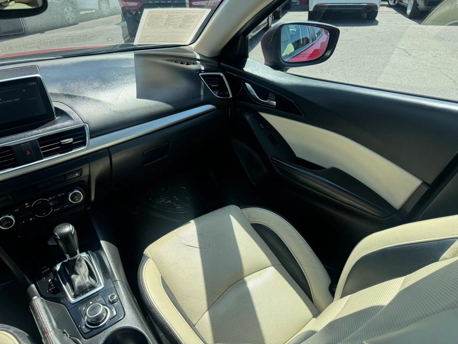 Used 2015 MAZDA MAZDA3 s Grand Touring FWD image 26