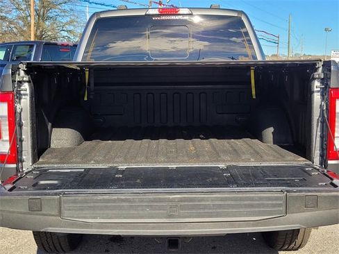Used 2023 Ford F150 Lariat image 9