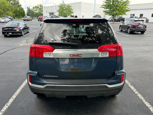 Used 2017 GMC Terrain SLT w/ Open Road Package FWD image 8