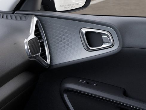 New 2025 Kia Soul LX w/ LX Technology Package image 25