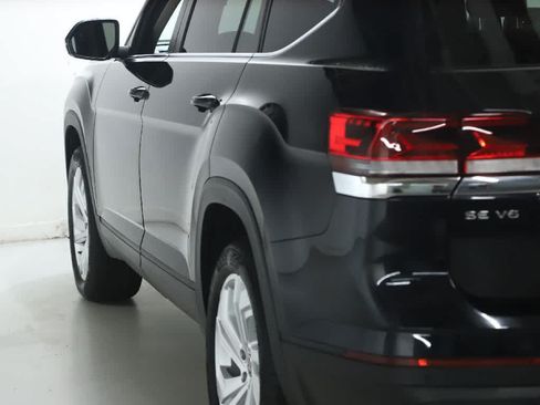 Used 2021 Volkswagen Atlas SE w/ Panoramic Sunroof Package AWD/4WD image 45
