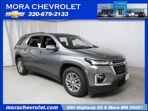Used 2022 Chevrolet Traverse LT AWD/4WD image 1