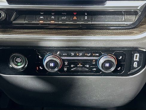 Used 2022 Chevrolet Silverado 1500 LT image 16