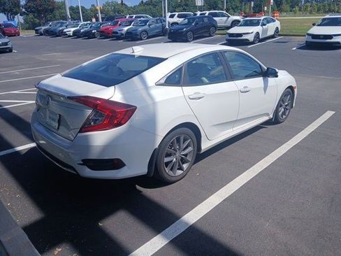 Used 2019 Honda Civic EX-L image 9