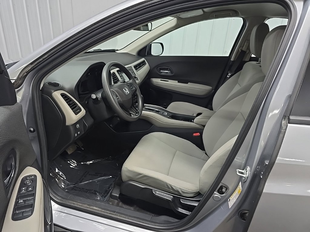 Used 2022 Honda HR-V LX image 28