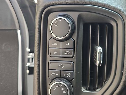 Used 2021 Chevrolet Silverado 1500 W/T w/ WT Value Package AWD/4WD image 24