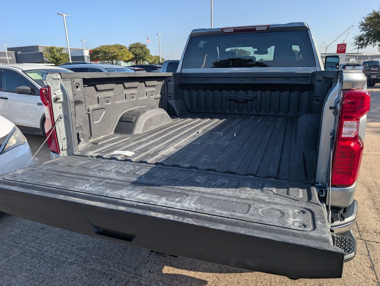 Used 2024 Chevrolet Silverado 2500 LT AWD/4WD image 27