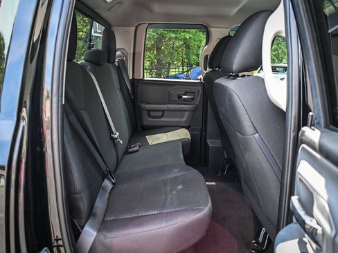 Used 2019 RAM 1500 Warlock AWD/4WD image 16