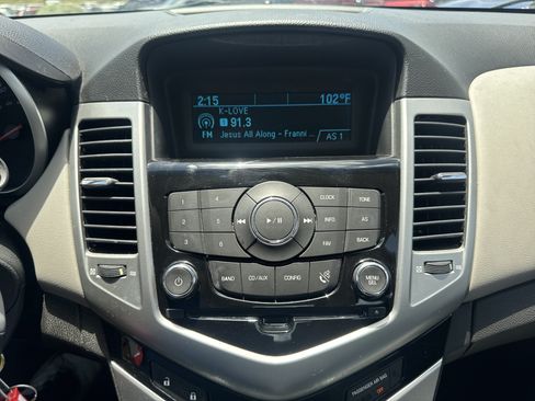 Used 2012 Chevrolet Cruze LS w/ Connectivity Package FWD image 17