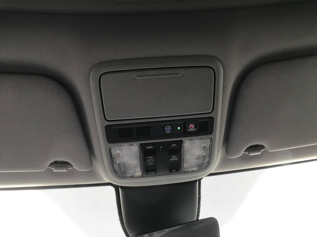 Used 2022 Honda Odyssey Elite image 25