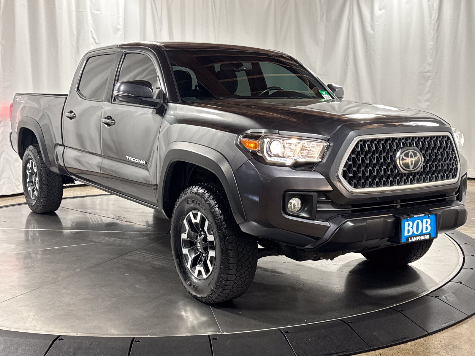 Used 2019 Toyota Tacoma TRD Off-Road w/ Technology Package AWD/4WD image 7