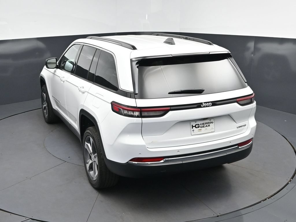 Used 2025 Jeep Grand Cherokee Limited RWD image 33