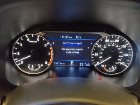 Used 2024 Nissan Altima 2.5 SV image 23