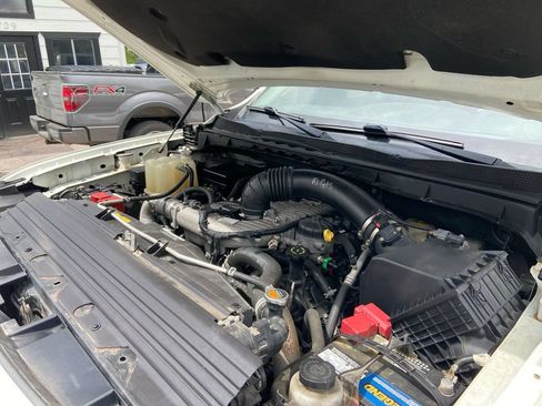 Used 2018 Nissan Titan PRO-4X w/ Pro-4x Convenience Package AWD/4WD image 29
