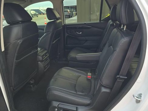 Used 2023 Honda Pilot EX-L image 6