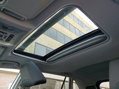 New 2025 Toyota RAV4 XLE w/ Convenience Package image 20