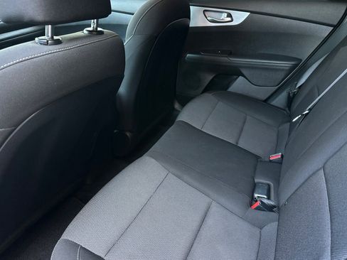 Used 2023 Kia Forte LXS image 11