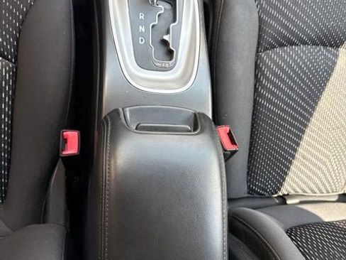 Used 2017 Dodge Journey SXT w/ Premium Group FWD image 10