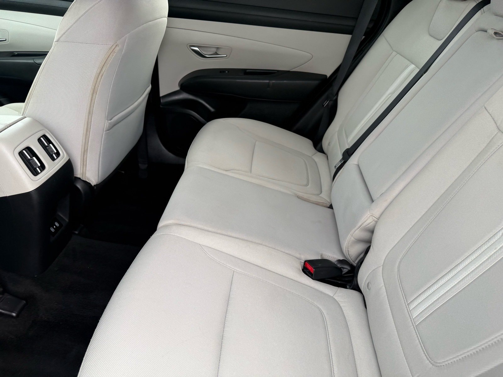 Used 2025 Hyundai Tucson SEL FWD image 27