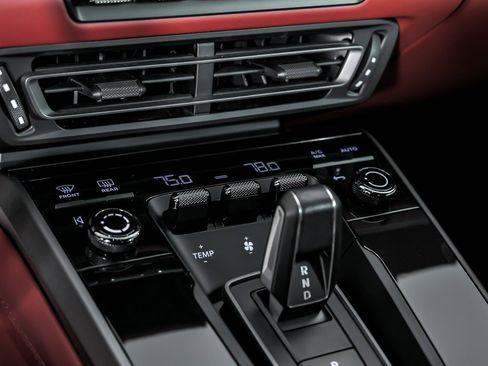 Used 2024 Porsche 911 Carrera S image 40